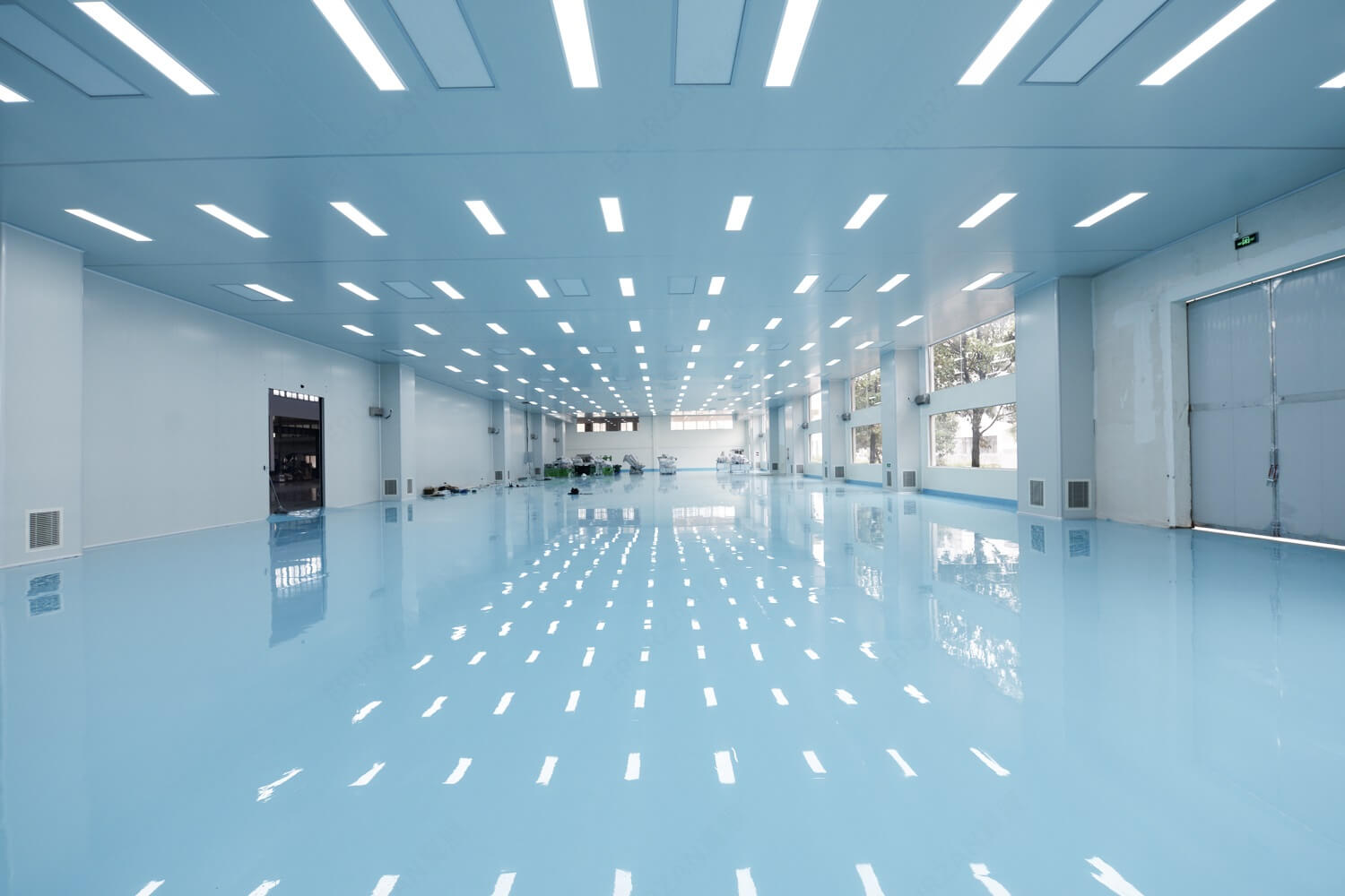 萬(wàn)級(jí)無(wú)塵車(chē)間的換氣次數(shù)是多少?維護(hù)方面有什么特殊要求嗎?